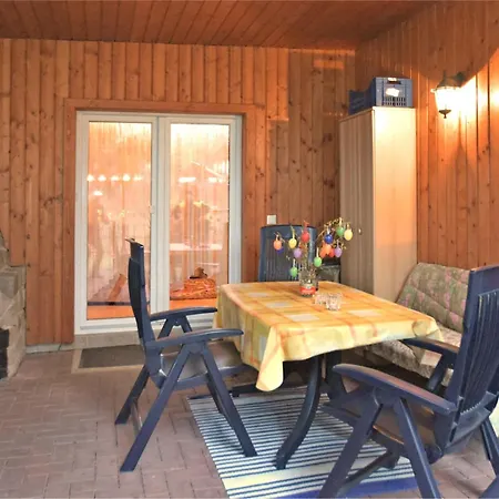 Feriehus Vintage In With Terrace Trieb
